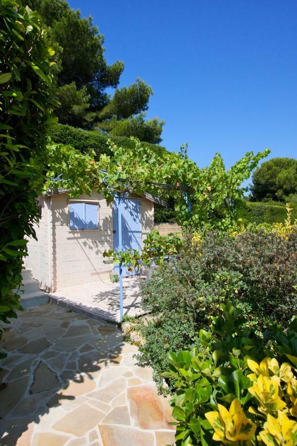 Villa Le Port D'Attache Vallauris Exteriör bild