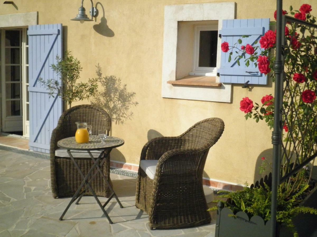 Villa Le Port D'Attache Vallauris Exteriör bild